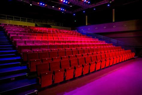 markant uden evenementenlocatie inspiratie kleine zaal inspiratie theaterzaal