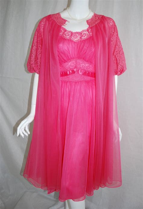 1950s vanity fair pink peignoir set vintage intimates in 2019 night gown vintage lingerie