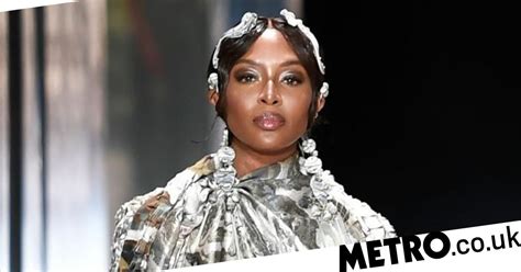 Naomi Campbell Has Lymphatic Drainage Before Every Runway Show Metro News