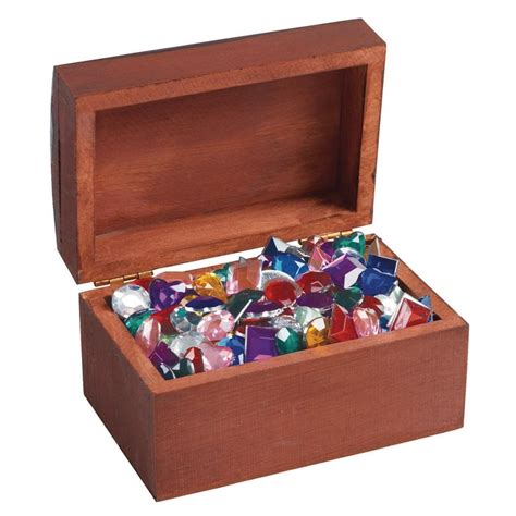colorations wooden treasure box set    kids unfinished ready  decorate diy crafts