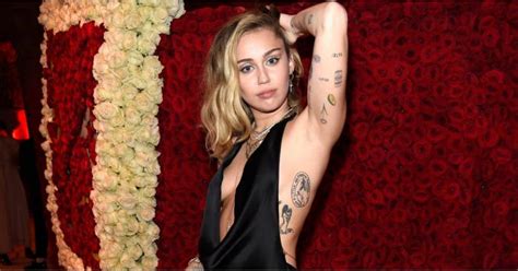 43 sexy miley cyrus pictures that prove she can work a