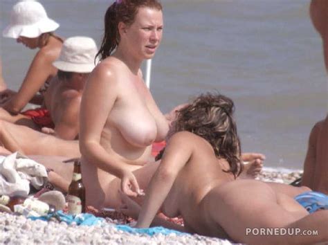 saggy boobs on beach porned up