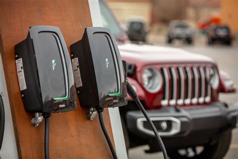 jeep xe charging station   fast lane offroad