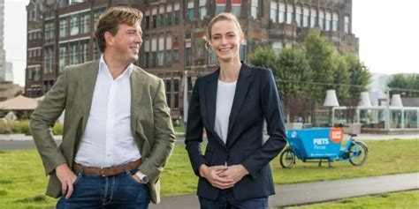 amazons dutch rival coolblue acquires delft based energiiq portfolio company plotwise silicon