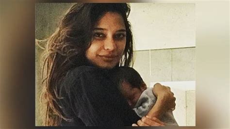See Pic Lisa Haydons Son Zack Is A Bundle Of Cuteness In This New