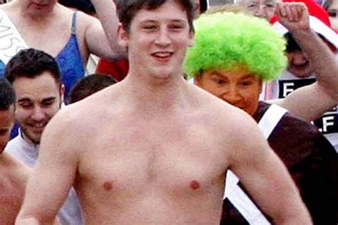 Police Investigate Naked Boxing Day Dipper Now With Pic