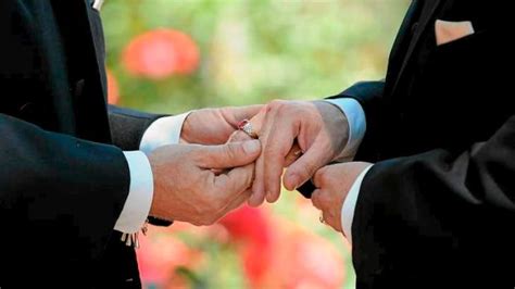 poll shows growing support for same sex marriage