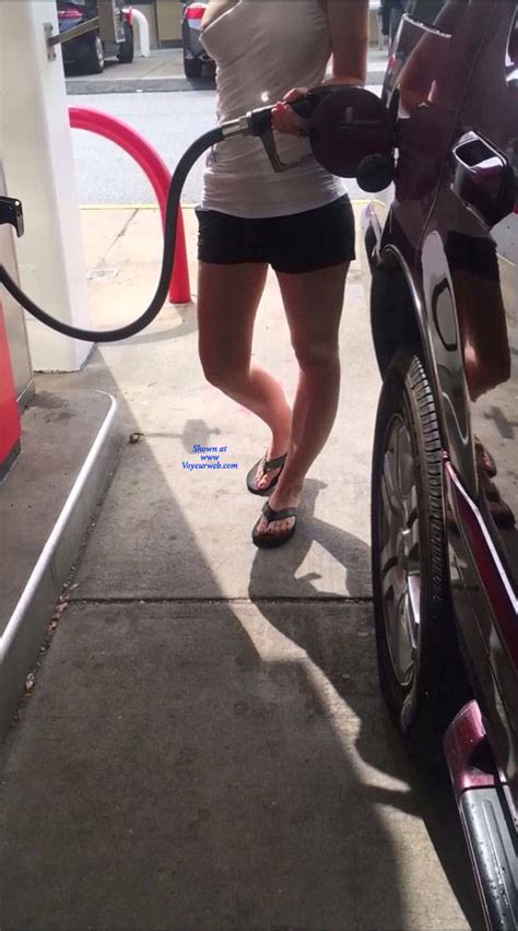 getting gas preview august 2018 voyeur web