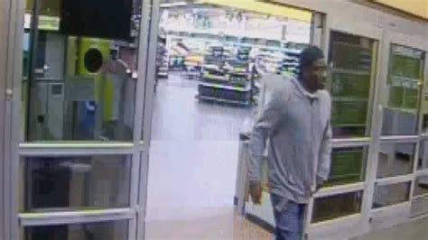 Police Search For Purse Snatcher