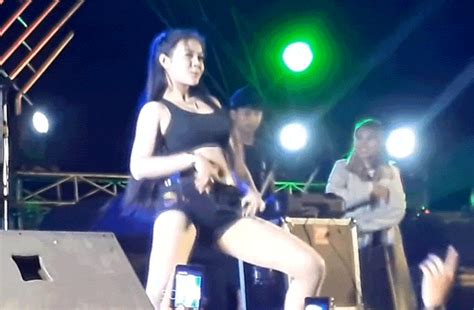 prayuth criticizes teen singer s sexy dancing blames farangs