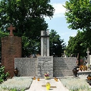 Image result for Cmentarz_czerniakowski. Size: 185 x 185. Source: www.polskaniezwykla.pl