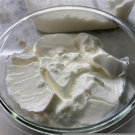 How To Make Homemade Yogurt Easy Inexpensive And The Healthiest You