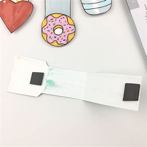 how to make laminated magnetic bookmarks