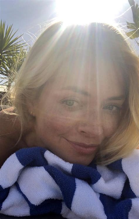 holly willoughby nude leaked pics and porn scandal planet