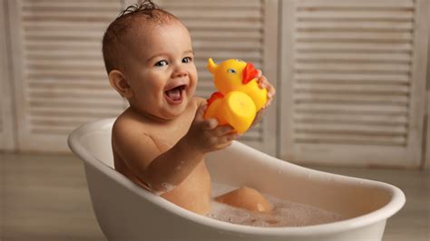 bathing  baby  winter   remember healthshots