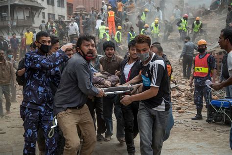 ways      nepal earthquake victims