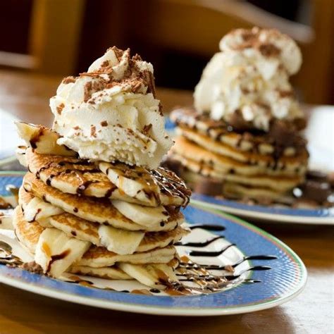 making perfect pancakes  flipping easy   treetops pancake stack american pancakes