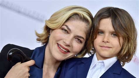 Selma Blair S Son On His Mom S Ms Mommy S Brave