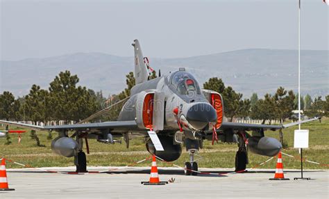 fantasma turco f4 de la fuerza aérea foto de archivo imagen de fuerza