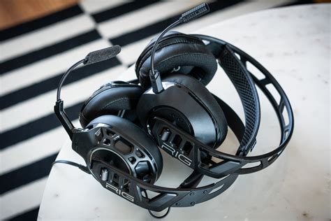 rigs  hx gaming headsets  great feel phenomenal  sound ho hum pc world australia