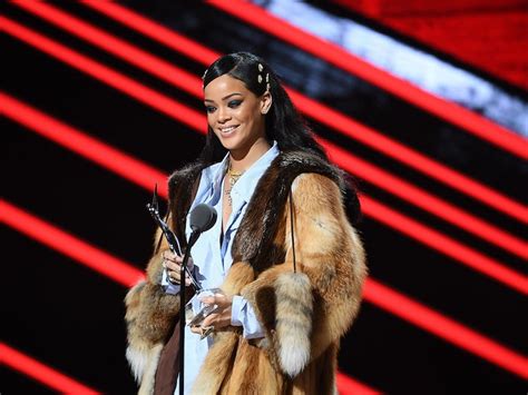 Rihanna S Speech At The Black Girls Rock Awards Was Seriously