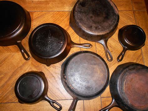 identifying  cast iron pans antique cast iron skillet cast iron