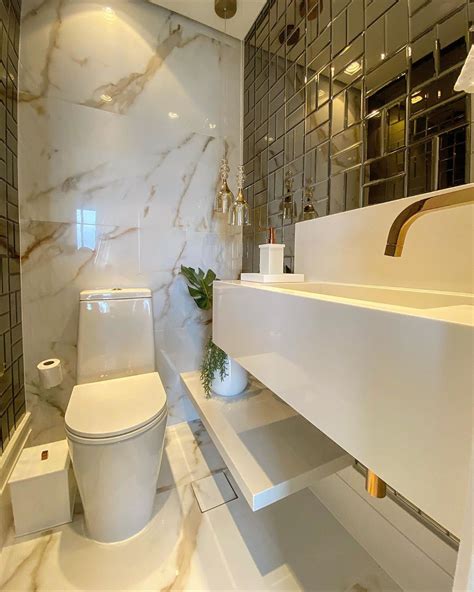 lavabo pequeno branco  cinza  revestimento marmorizado  espelhado decor salteado
