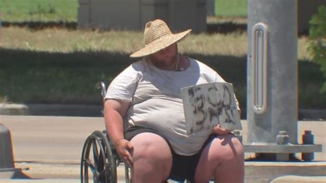 panhandler accused of scamming wants to set record straight