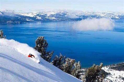 reasons  lake tahoe skiing      west visit lake tahoe
