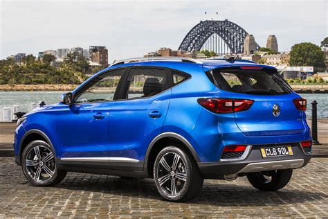 mg zs  australian debut  sale   performancedrive