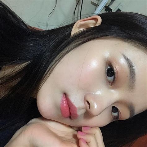 pin by aprillana on glowy skin ulzzang makeup makeup korean style