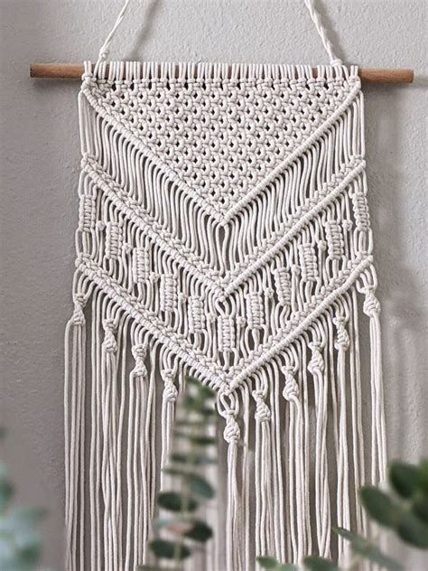 macrame  started   easy beginners guide