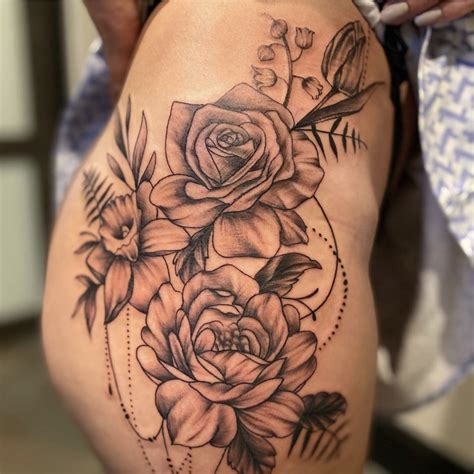 Flowers On The Hip Bein Tattoos Für Frauen Tattoos Frauen Tattoos