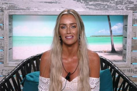 how old is laura love island 2018 contestant s age revealed ok magazine