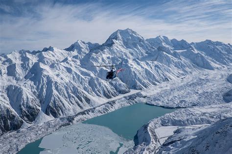 mount cook  glaciers  helicopter