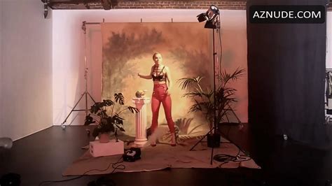 Suki Waterhouse Sexy In 2016 Love Advent Aznude