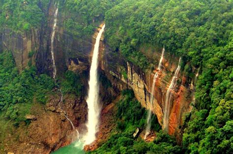 nohakalikai highest and most tragic plunge waterfall in india