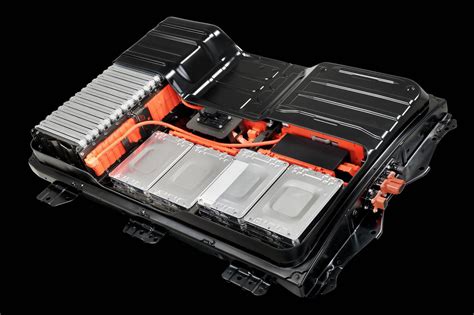 japanese automakers partner  solid state batteries  ev race