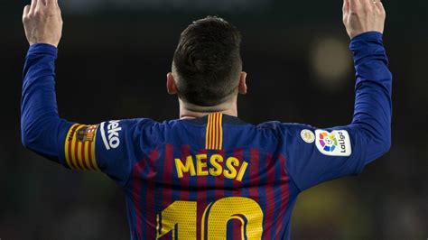 lionel messi news real betis fans bow down as argentine drives barcelona towards liga title