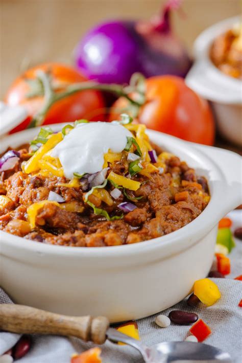 Super Easy Slow Cooker Chili