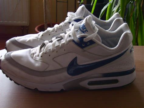 nike wikidata