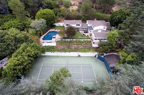 kate upton buys beverly hills home popsugar home photo 15