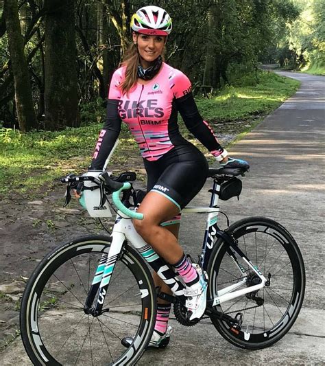 pin by julian v on women cyclist plus cycling girls