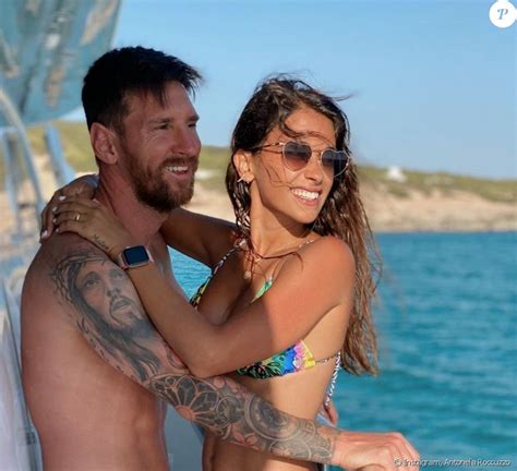 Lionel Messi Et Son épouse Antonela Roccuzzo En Juillet 2020 Purepeople