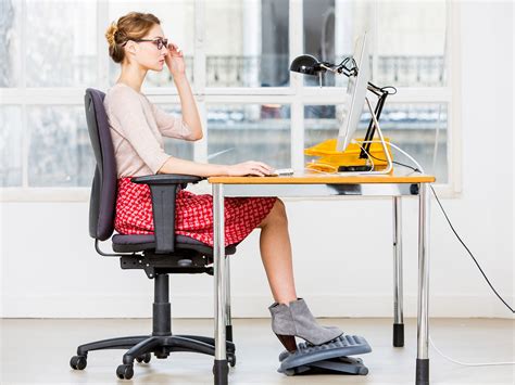 Body Posture Desk Jobs And Slouching Take Their Toll But