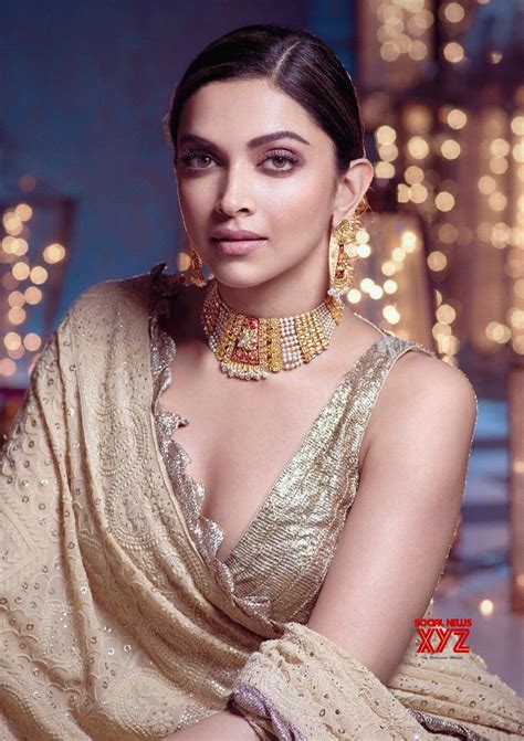 Actress Deepika Padukone Hot Diwali Special Still Social News Xyz