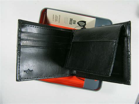 dockers mens bifold wallet black handcrafted pocketmate rfid