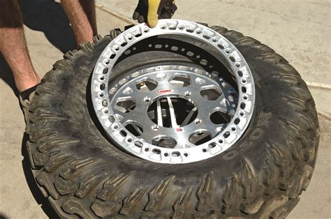 dirt wheels magazine   mount tires  beadlock rims