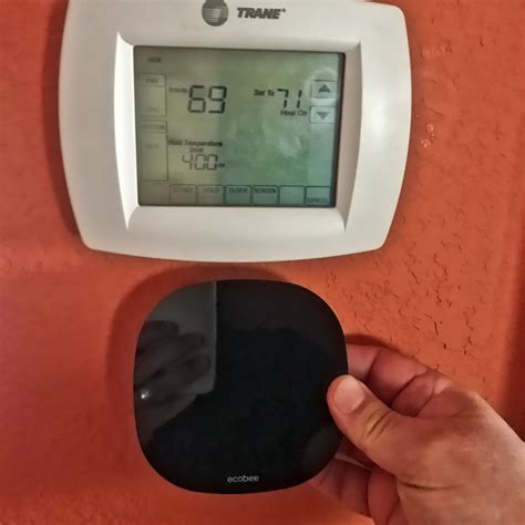 ecobee lite smart thermostat homekit compatible stylish  intelligent apple world today