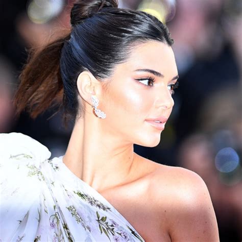 how to rock straight eyebrows like kendall jenner e online uk